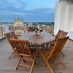 Rooftop Апартаменты Галатина
